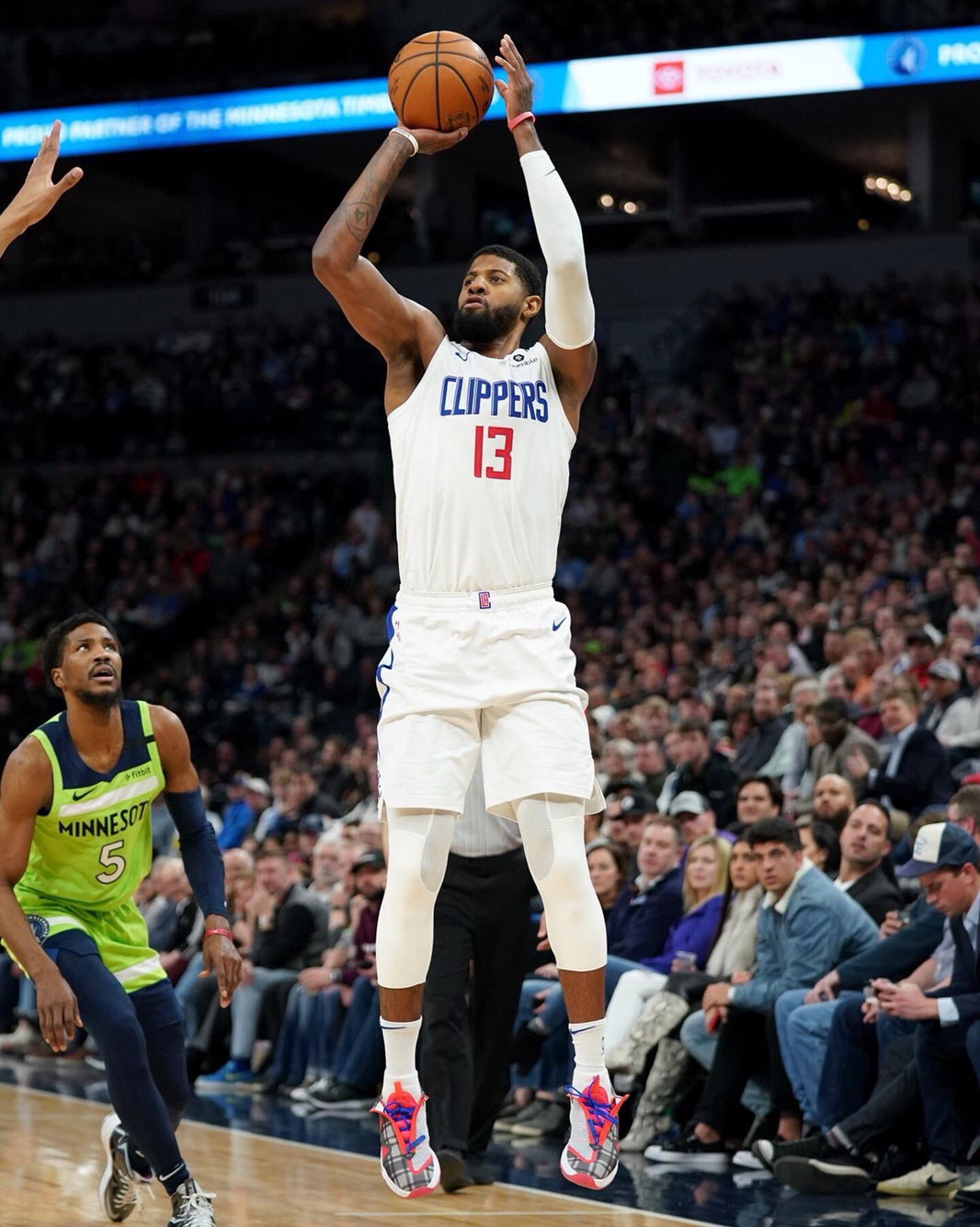 两种截然不 两种截然不