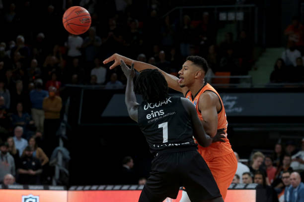 皇马在面对 皇马在面对