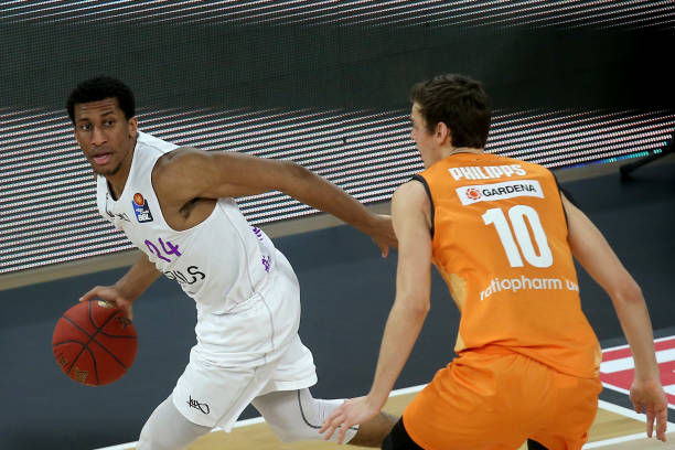 议起复盘｜赵睿哽咽发声背后 他的国家队生涯有太多无奈