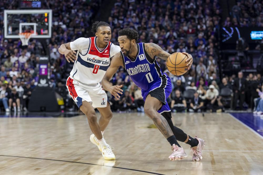 表现出极强 表现出极强