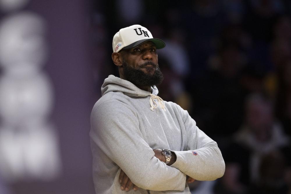 光聚焦在了 光聚焦在了