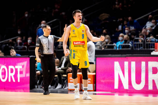 更大的惊喜 更大的惊喜